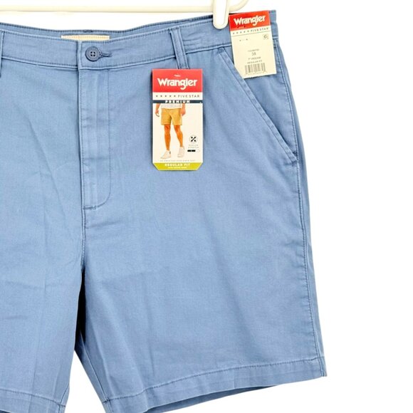 Wrangler Men's Regular Fit Medium Stretch Blue Shorts Size 38 Inseam 7" NWT - Picture 3 of 10